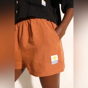 LF Markey Basic Linen Shorts in Chestnut Brown